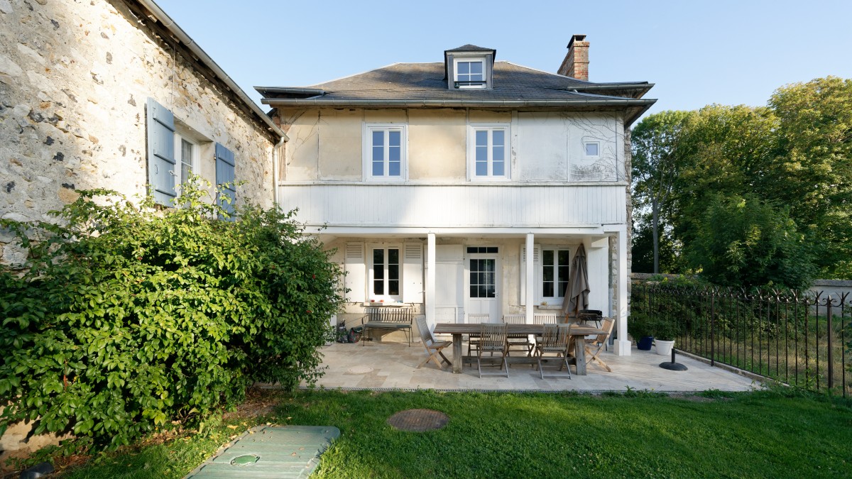 Le Gîte La Maison du Passeur et Bâtiment SPA