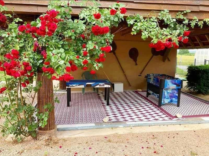 JEUX EXTERIEUR POUR ENFANTS ABRITE
